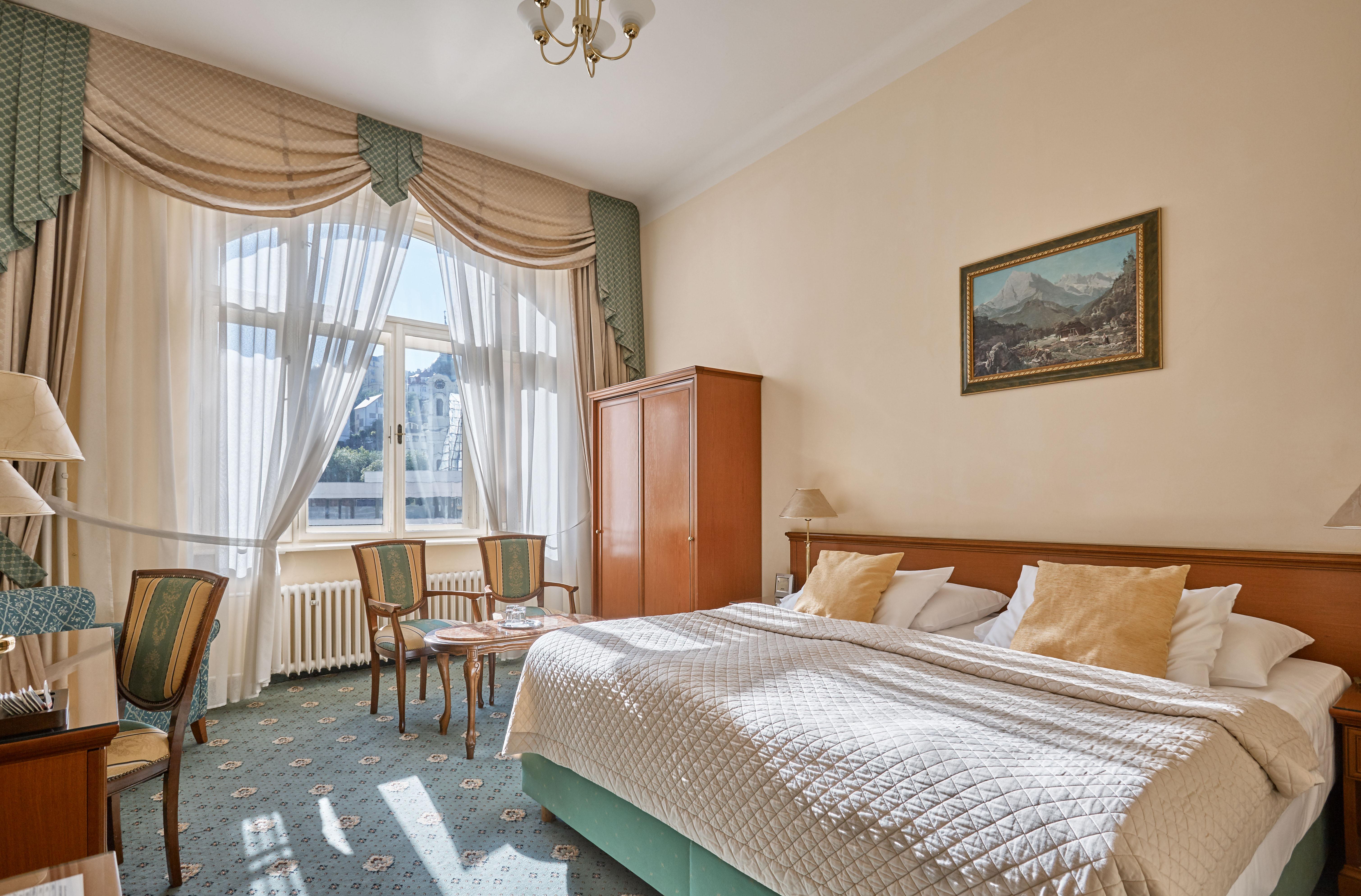 Hotel Romance