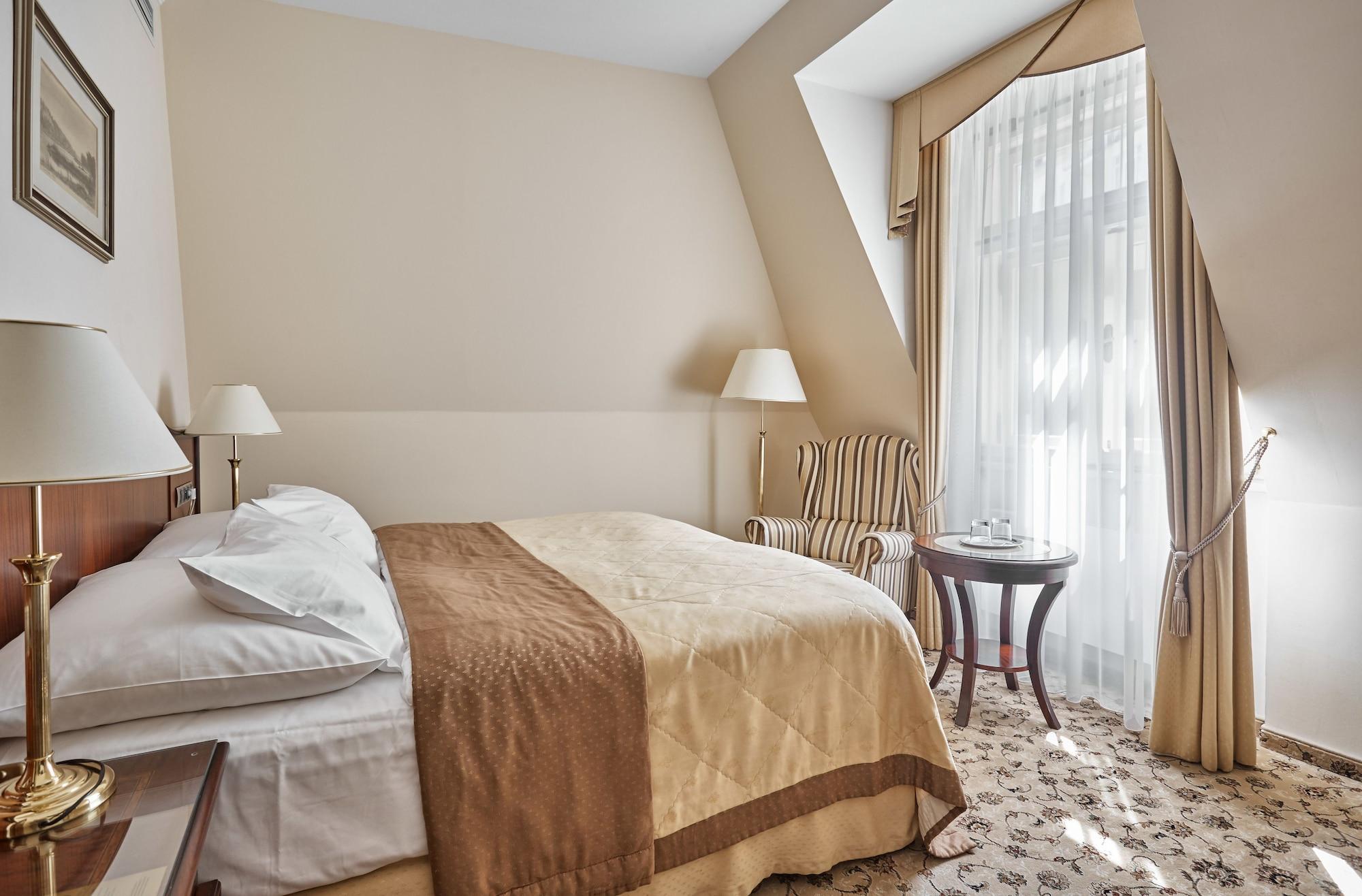 Romance Hotel 4*